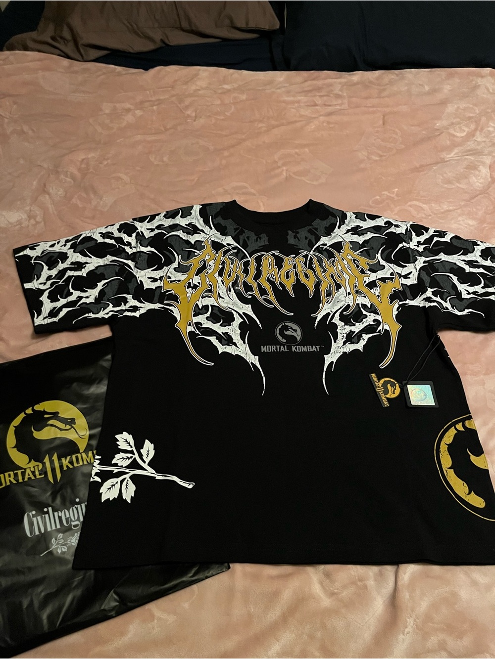 Mortal Kombat Black Graphic Short Sleeve Tee